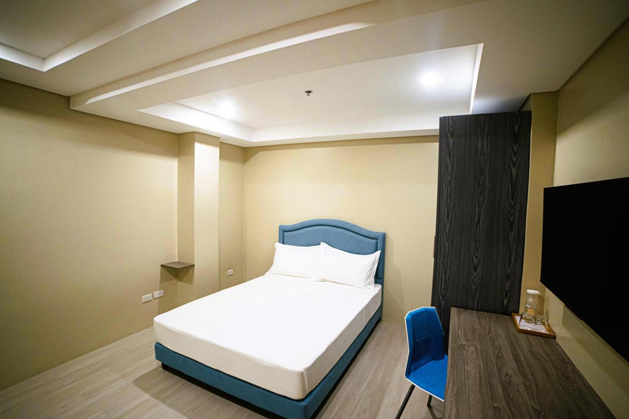 Seeya Hotel Tubigon Esterno foto
